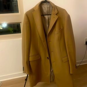 Great condition! Barely used! Loss weigh and now it’s too large